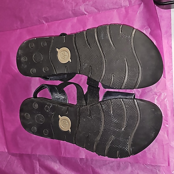 BORN Black Leather & Elastic Ankle Strap + Adj. Velcro toe strap Size 7M VGUC - Picture 11 of 12